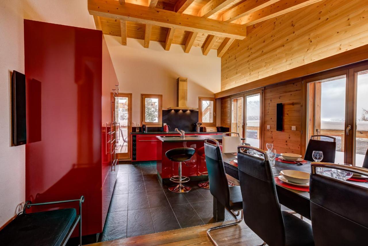 Chalet Flocon De Neige - Jacuzzi - Sauna La Tzoumaz Kültér fotó