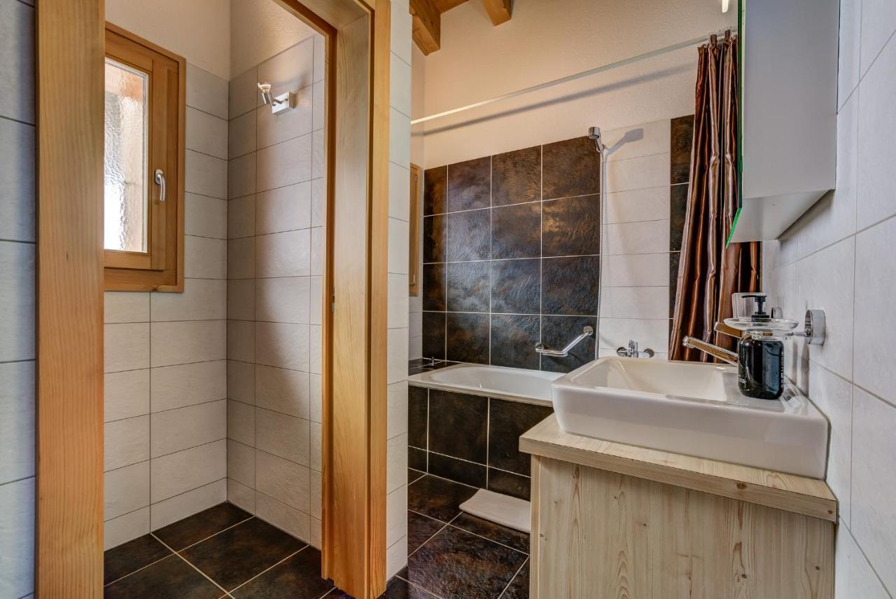 Chalet Flocon De Neige - Jacuzzi - Sauna La Tzoumaz Kültér fotó